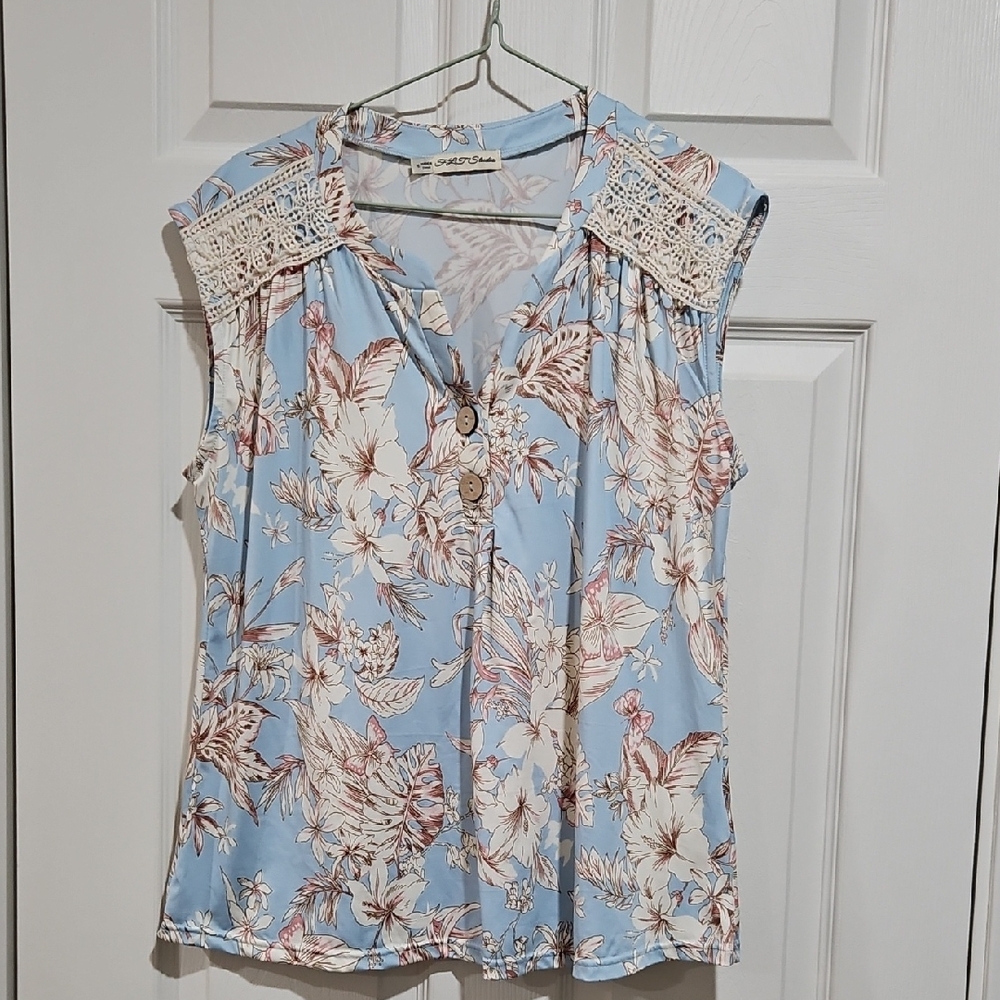 2- Ladies Sleeveless Shirts